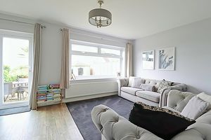 Living Room- click for photo gallery